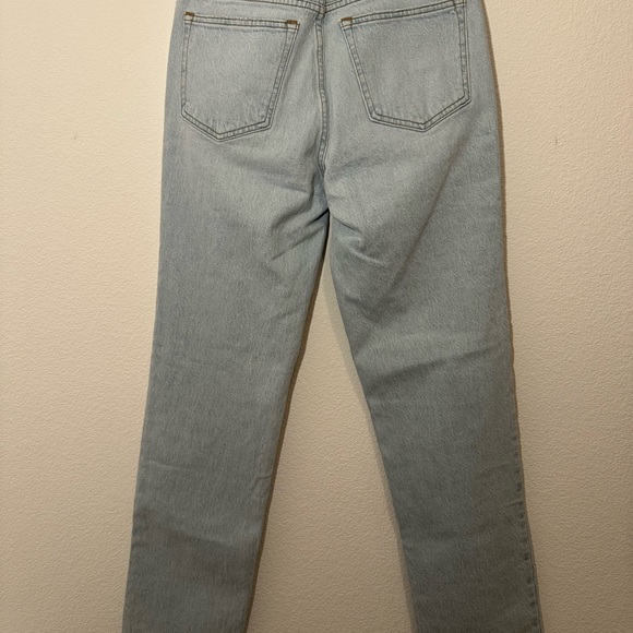 Abercrombie & Fitch The 90’s Straight Jeans, 28x31 - Picture 2 of 3